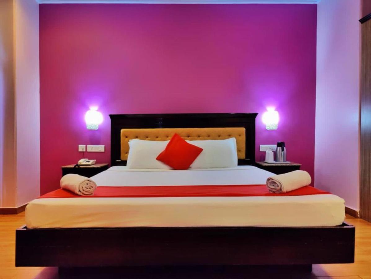 Hotel Marc Shimla Eksteriør billede