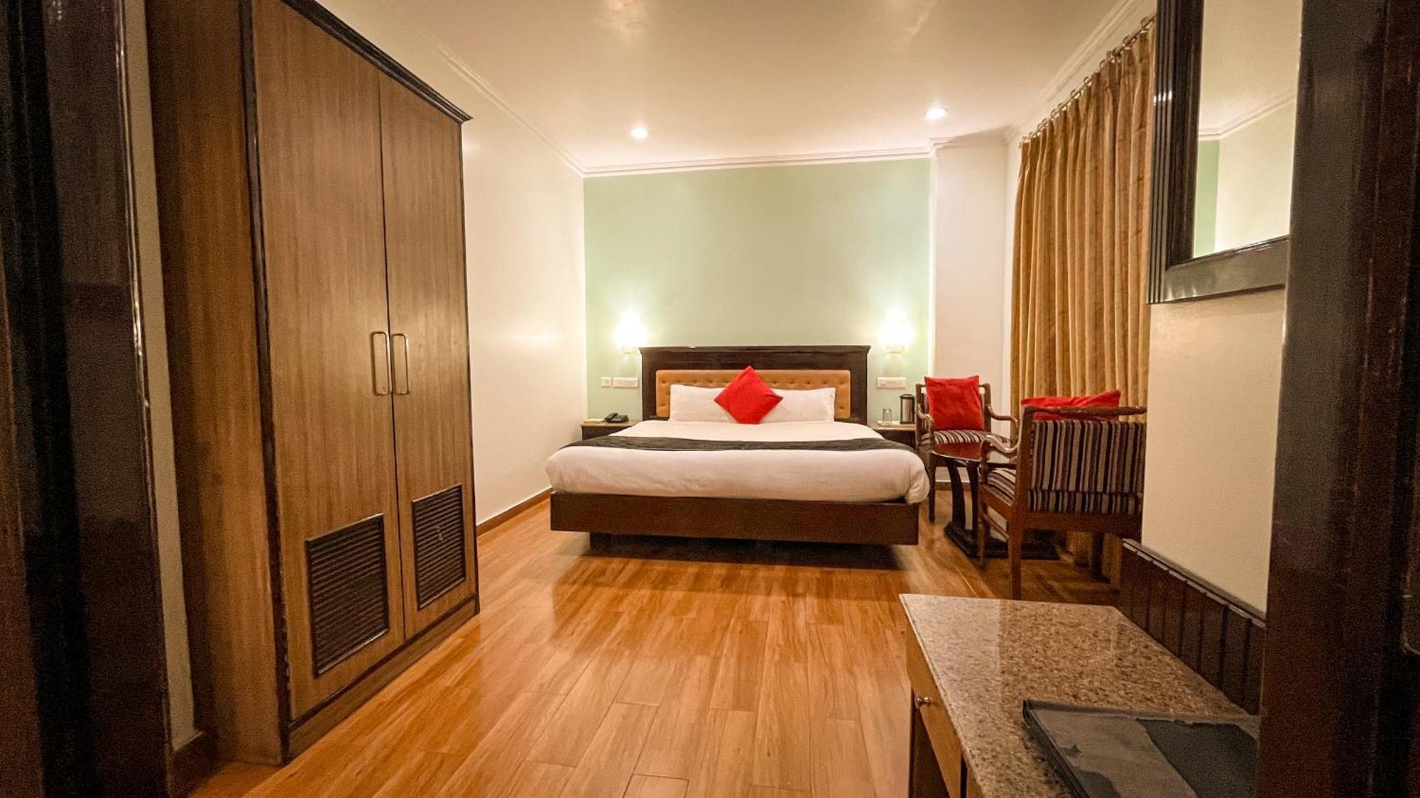 Hotel Marc Shimla Eksteriør billede